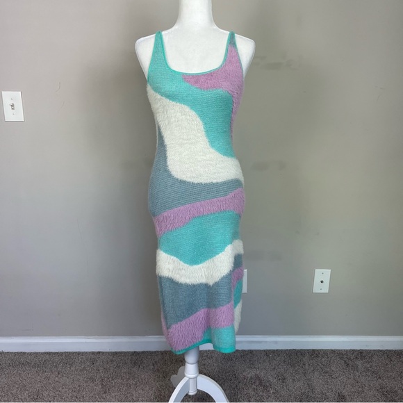 INTERDEE FITTED SWIRL PRINT MIDI DRESS OPEN BACK SIZE SMALL - Picture 5 of 13